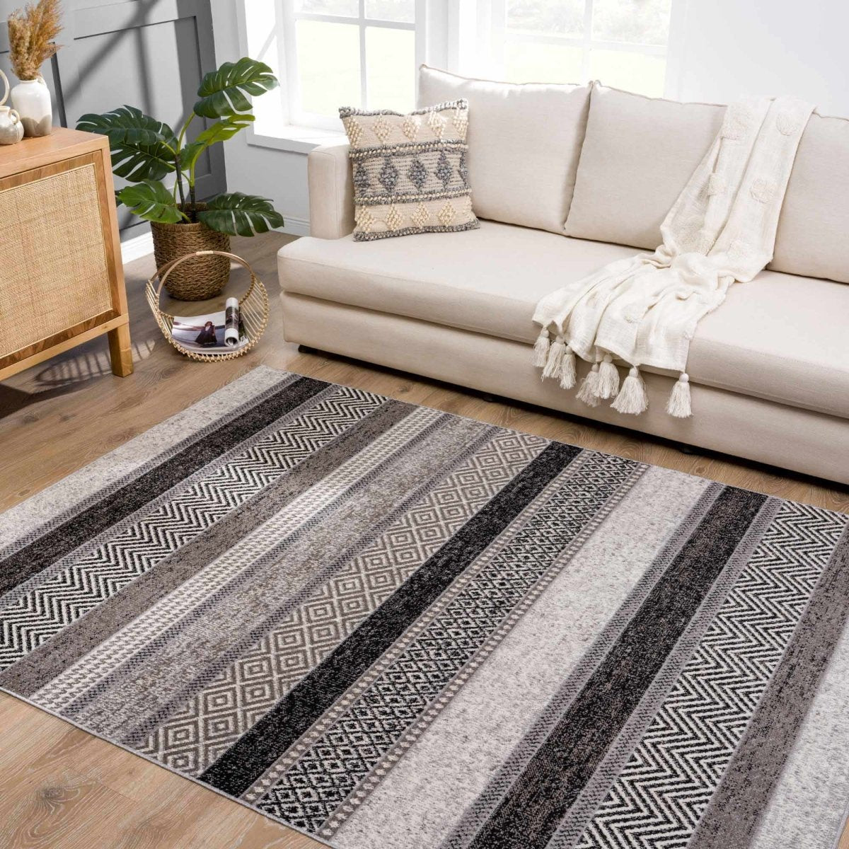 Hauteloom Middlestown Washable Area Rug - lily & onyx