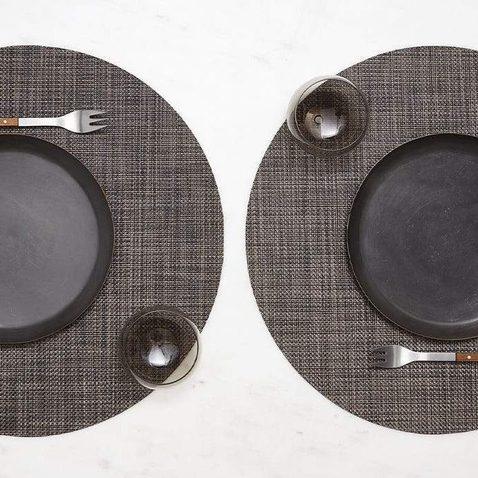 
                      
                        Chilewich Mini Basketweave Round - lily & onyx
                      
                    