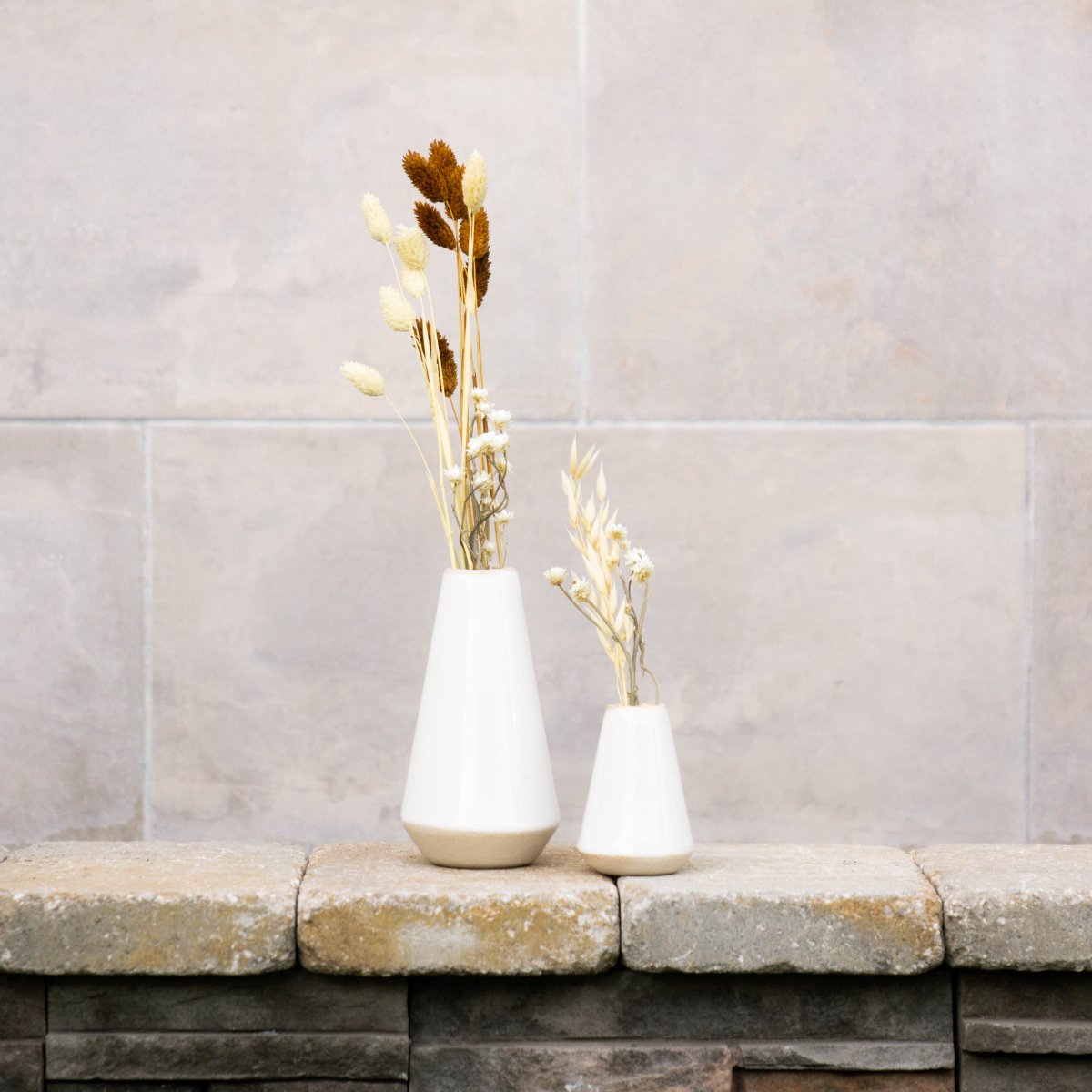 CONVIVIAL Minimal Ivory Bud Vase - lily & onyx