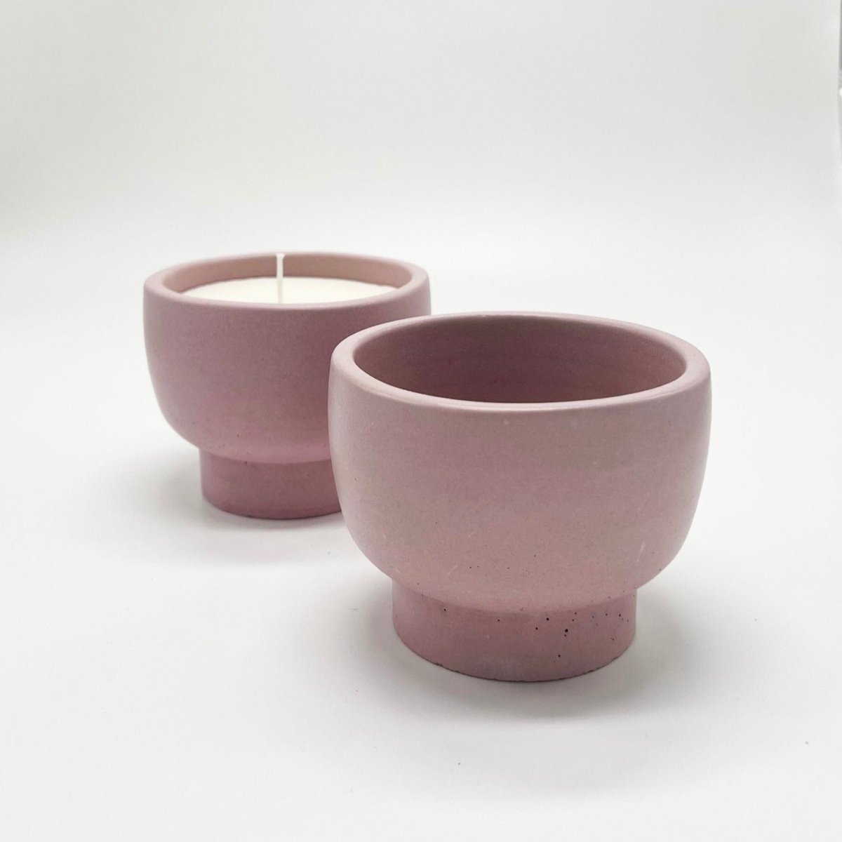 Uno Atelier Mori Concrete Soy Candle - lily & onyx