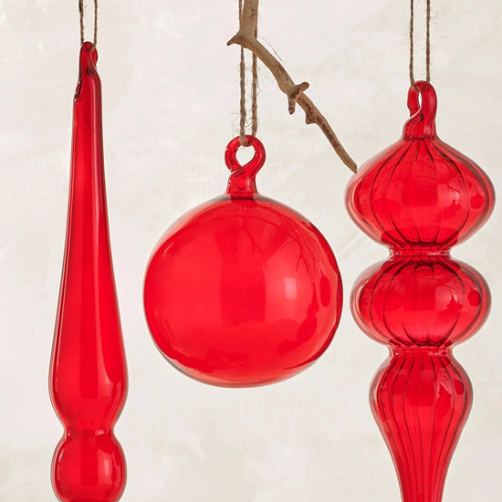 Load image into Gallery viewer, texxture Moroah™ Red Glass Ornament, Set of 4 - lily &amp;amp; onyx
