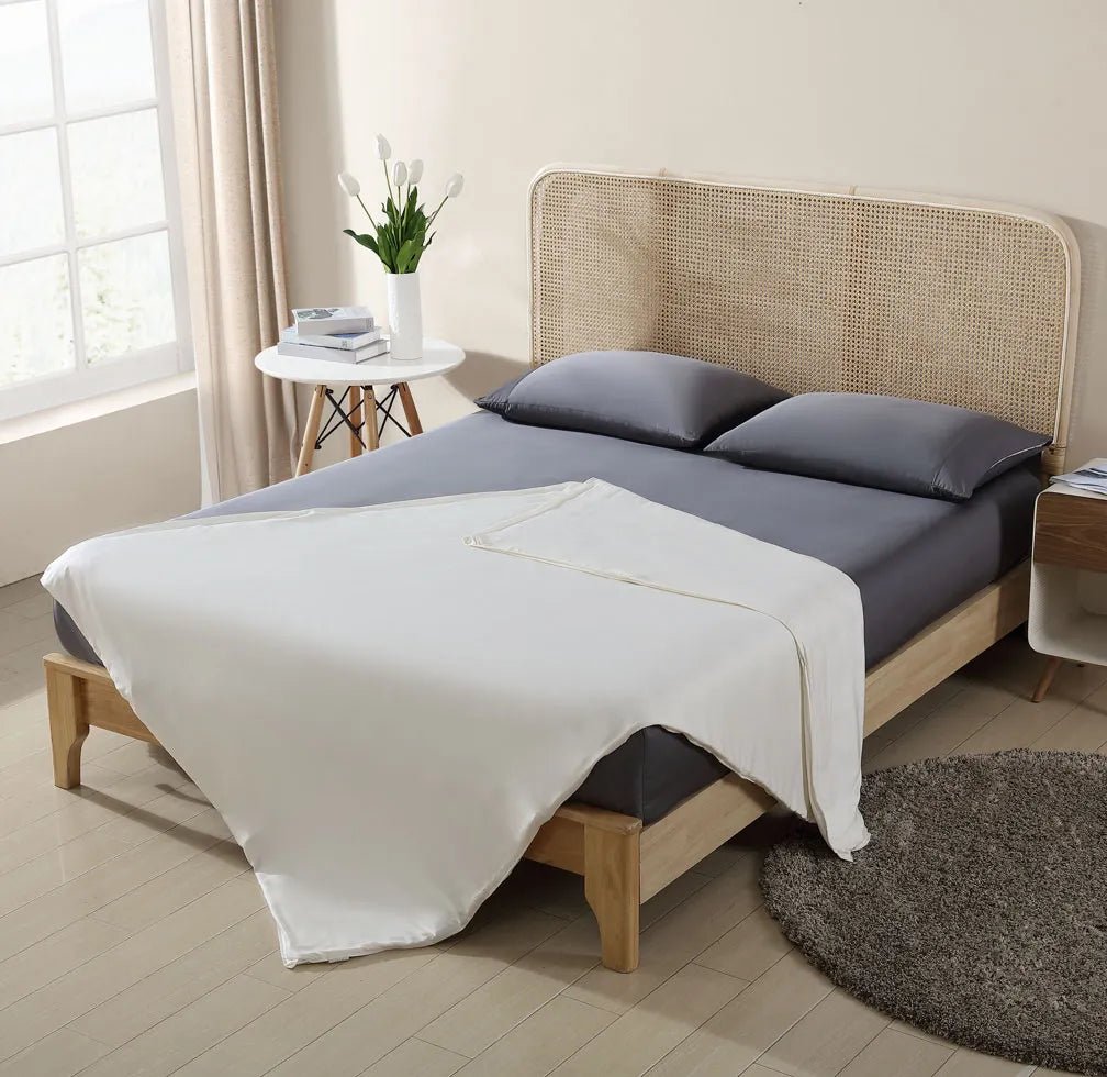 Sunday Citizen Natural Premium Bamboo Fitted Sheet - lily & onyx