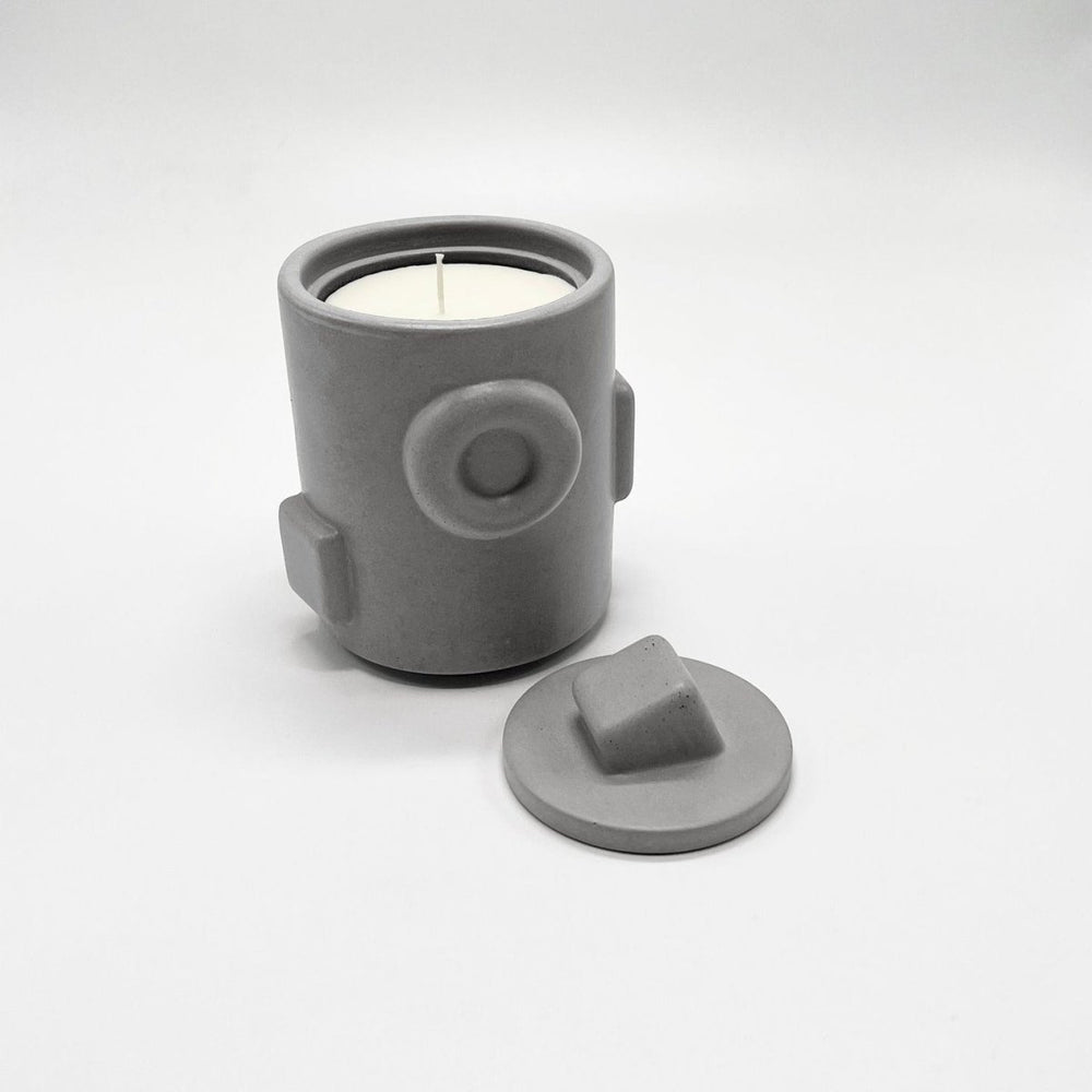 
                      
                        Uno Atelier Norah Concrete Soy Candle - lily & onyx
                      
                    
