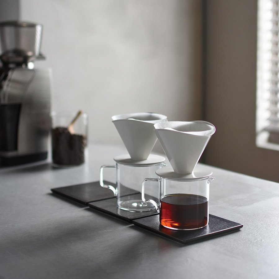 
                      
                        KINTO USA Oct Brewer, 2 Cups - lily & onyx
                      
                    