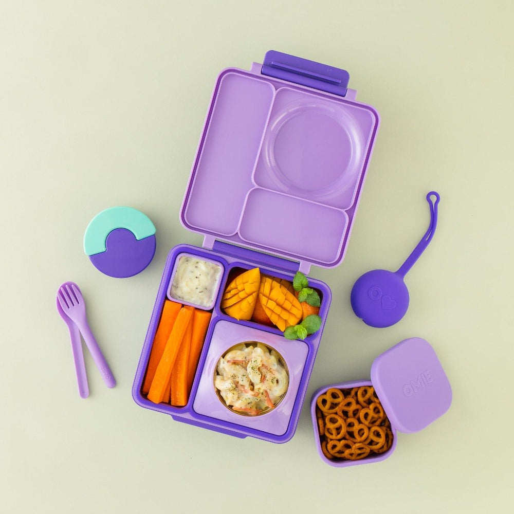 
                      
                        OmieLife OmieSnack Container - lily & onyx
                      
                    