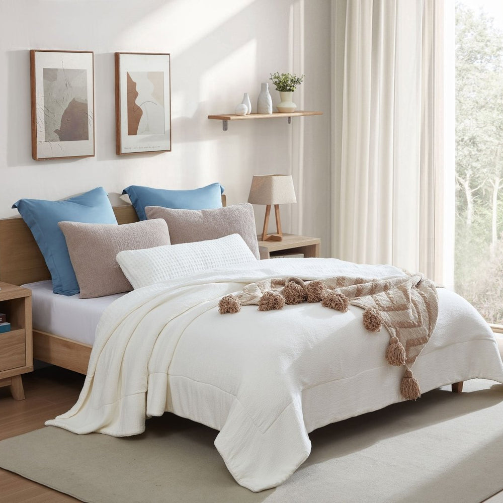 
                      
                        Sunday Citizen Pebble Snug Coverlet - lily & onyx
                      
                    