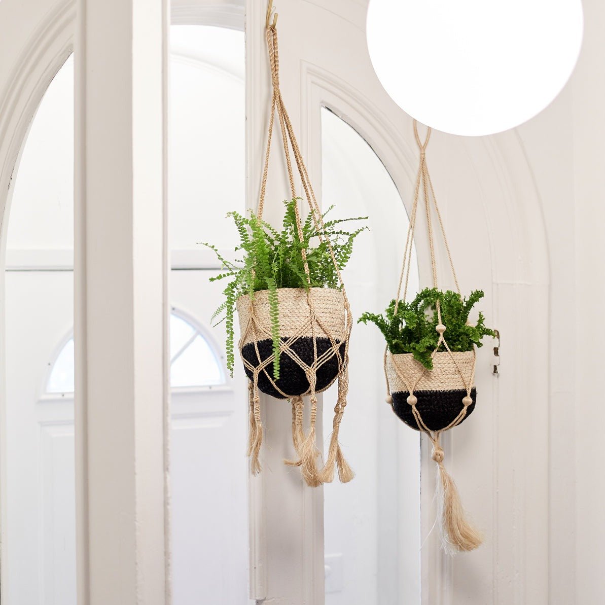 KORISSA Plant Hanger, Bitan - lily & onyx