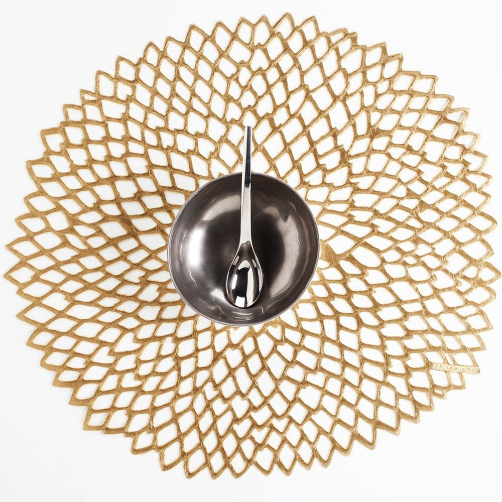 
                      
                        Chilewich Pressed Dahlia Placemat - lily & onyx
                      
                    