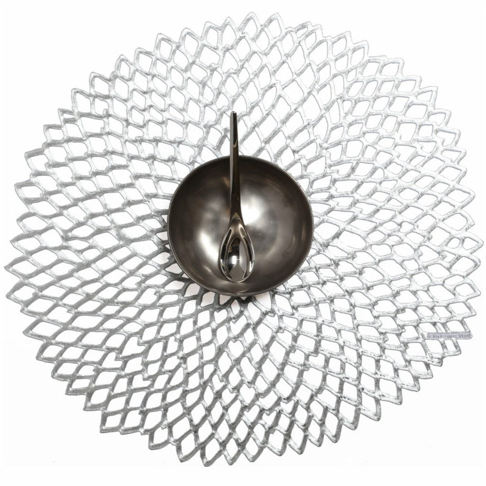 
                      
                        Chilewich Pressed Dahlia Placemat - lily & onyx
                      
                    