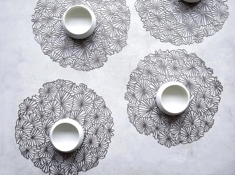 
                      
                        Chilewich Pressed Daisy Placemat - lily & onyx
                      
                    