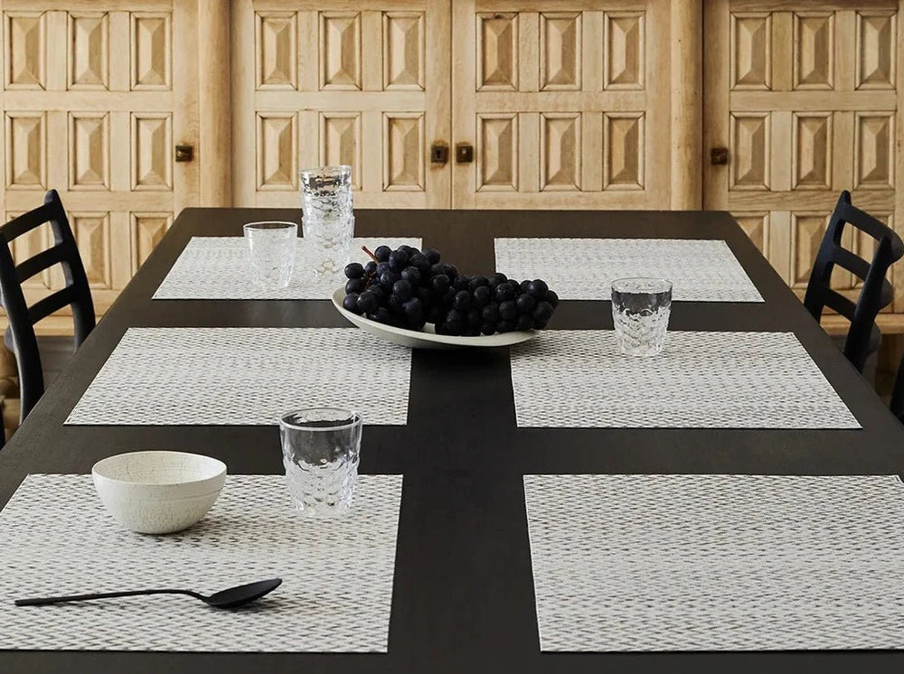 
                      
                        Chilewich Quill Placemat - lily & onyx
                      
                    
