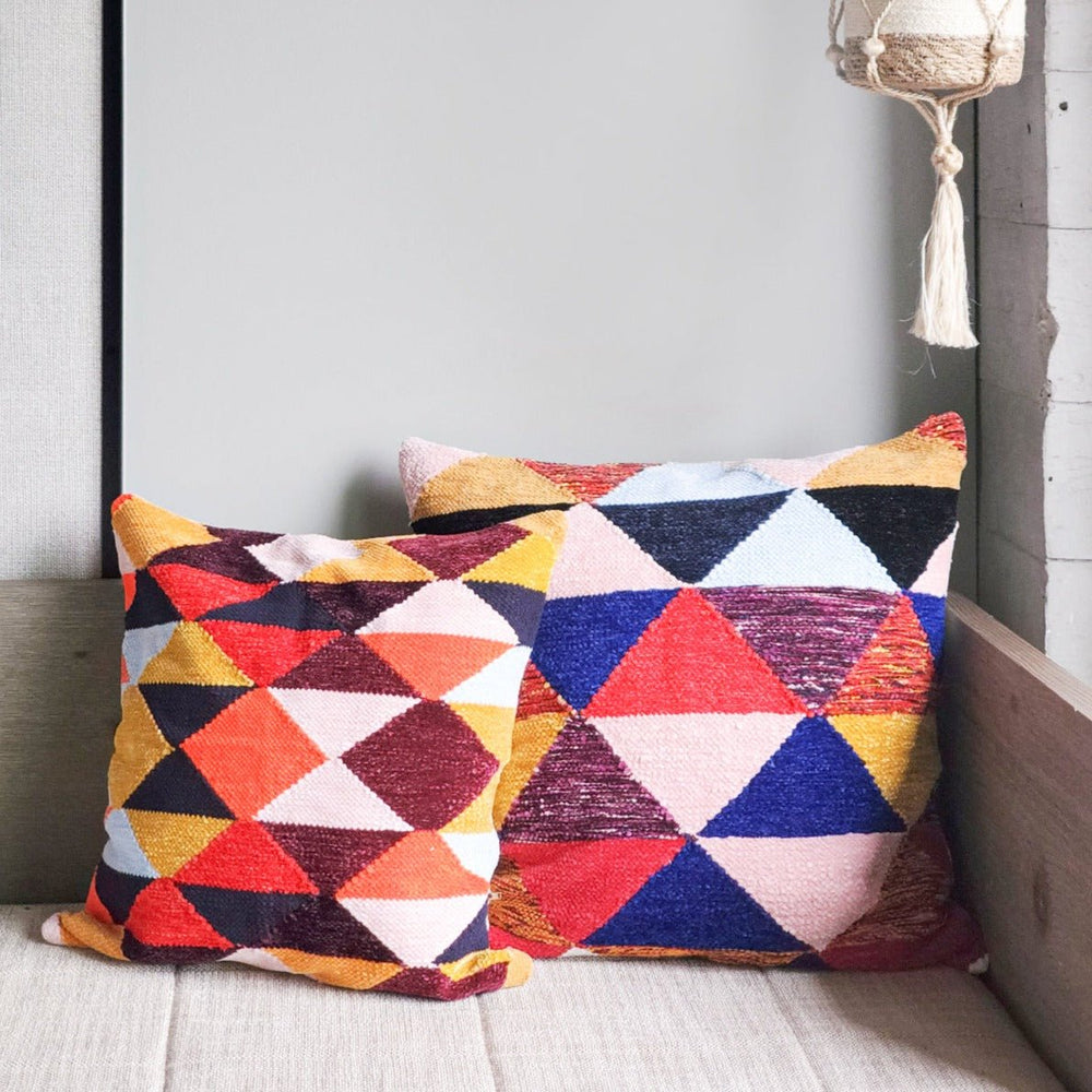 
                      
                        KORISSA Rana Pillow Cover, Large - lily & onyx
                      
                    