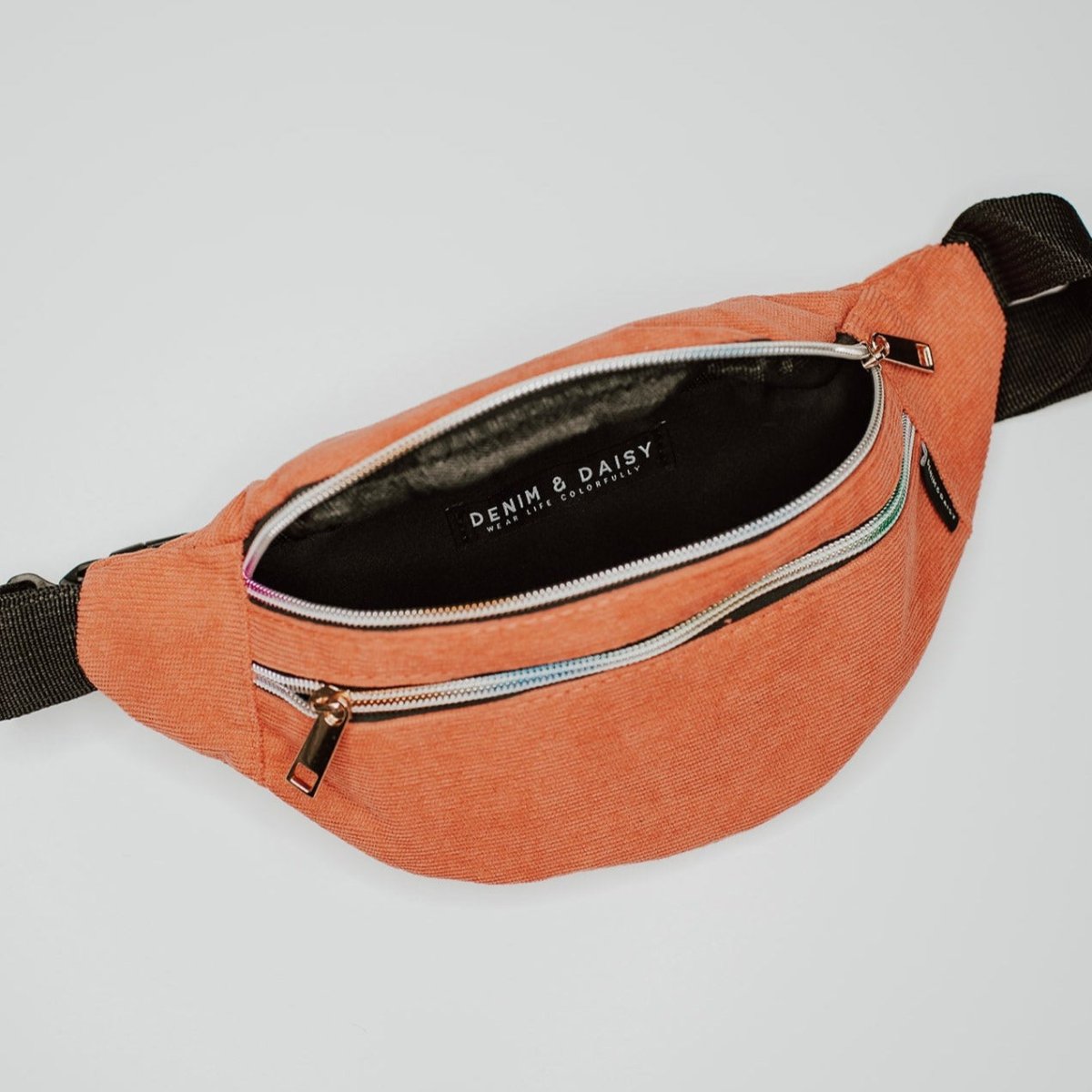 Load image into Gallery viewer, Denim &amp;amp; Daisy Ribbed Fanny Pack, Coral - lily &amp;amp; onyx

