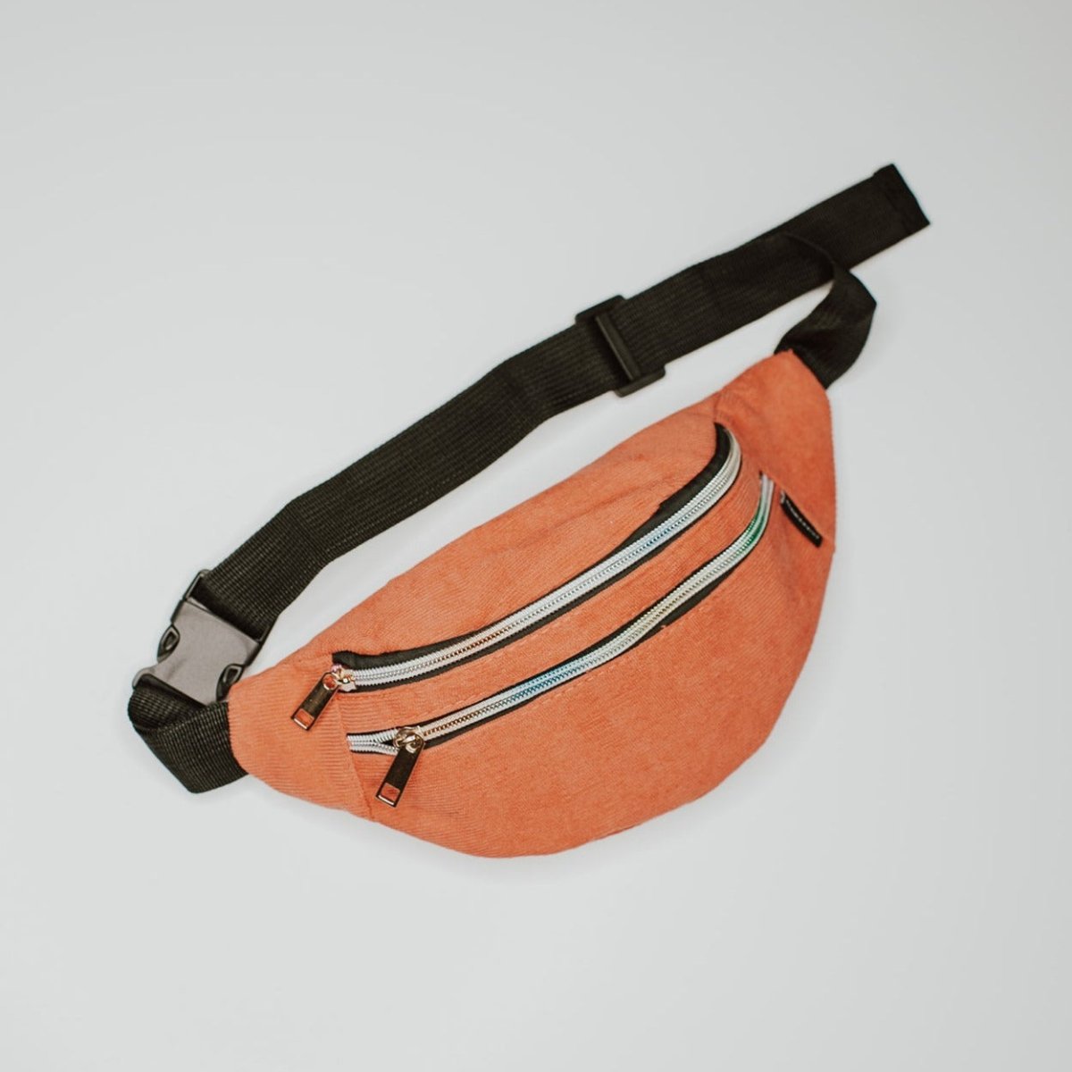 Load image into Gallery viewer, Denim &amp;amp; Daisy Ribbed Fanny Pack, Coral - lily &amp;amp; onyx
