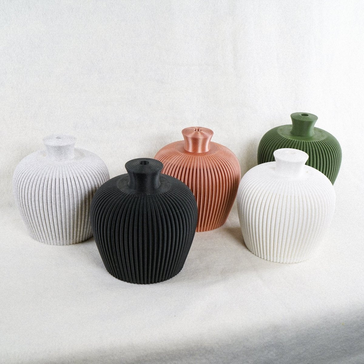 Rosebud HomeGoods Ribbed Water Bell Thumb Pot - lily & onyx