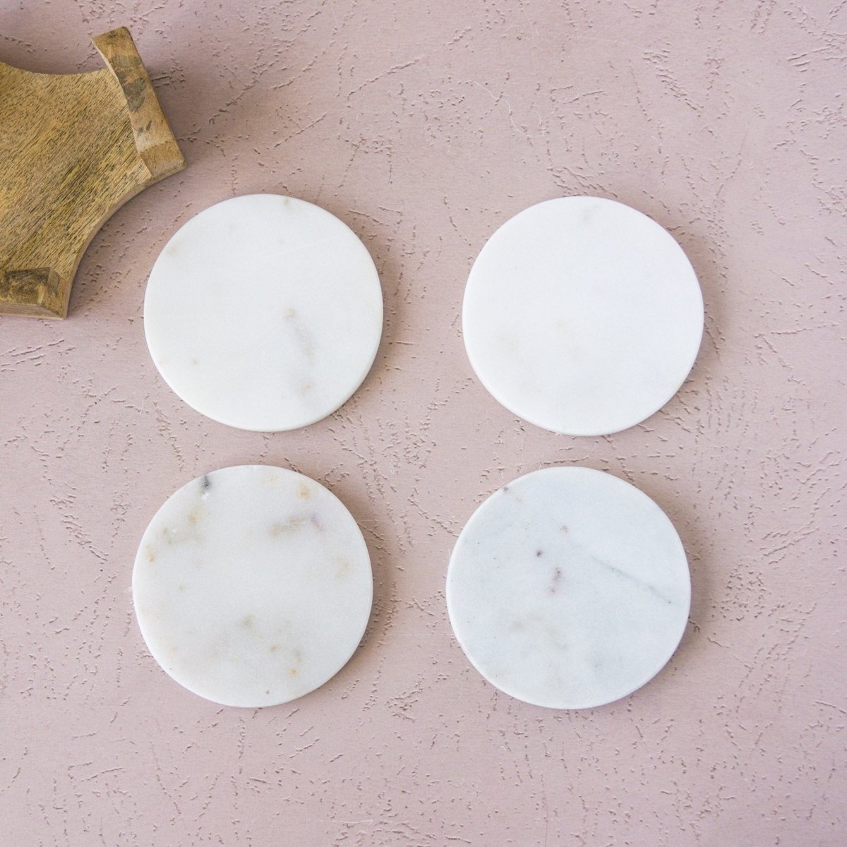 Load image into Gallery viewer, lily &amp;amp; onyx Round Marble Coasters With Mango Wood Holder, Set Of 4 - lily &amp;amp; onyx
