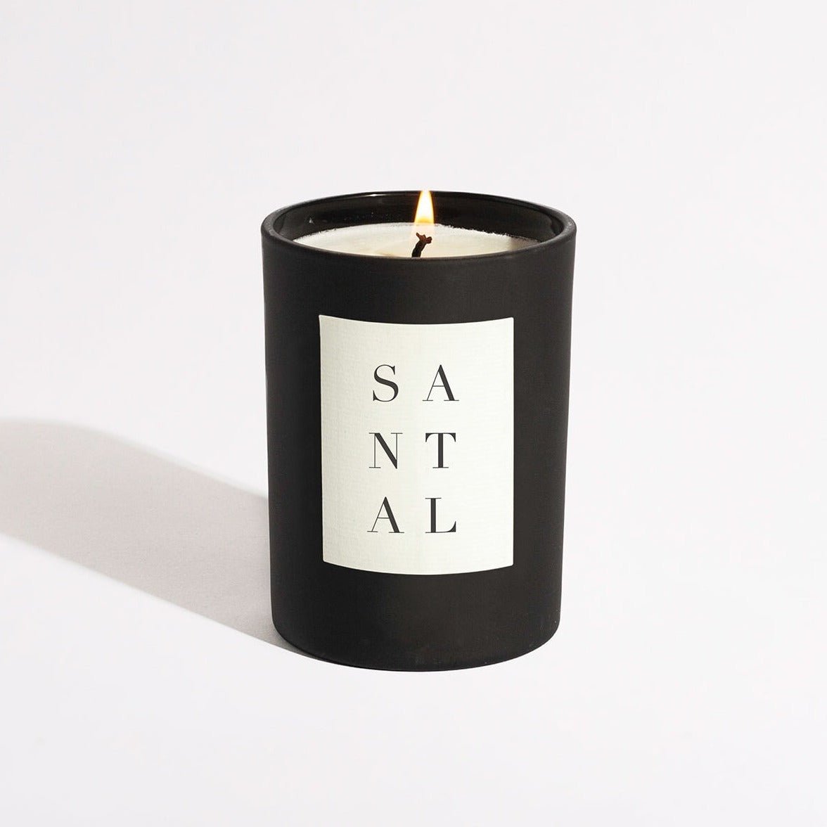 Brooklyn Candle Studio Santal Noir Candle - lily & onyx