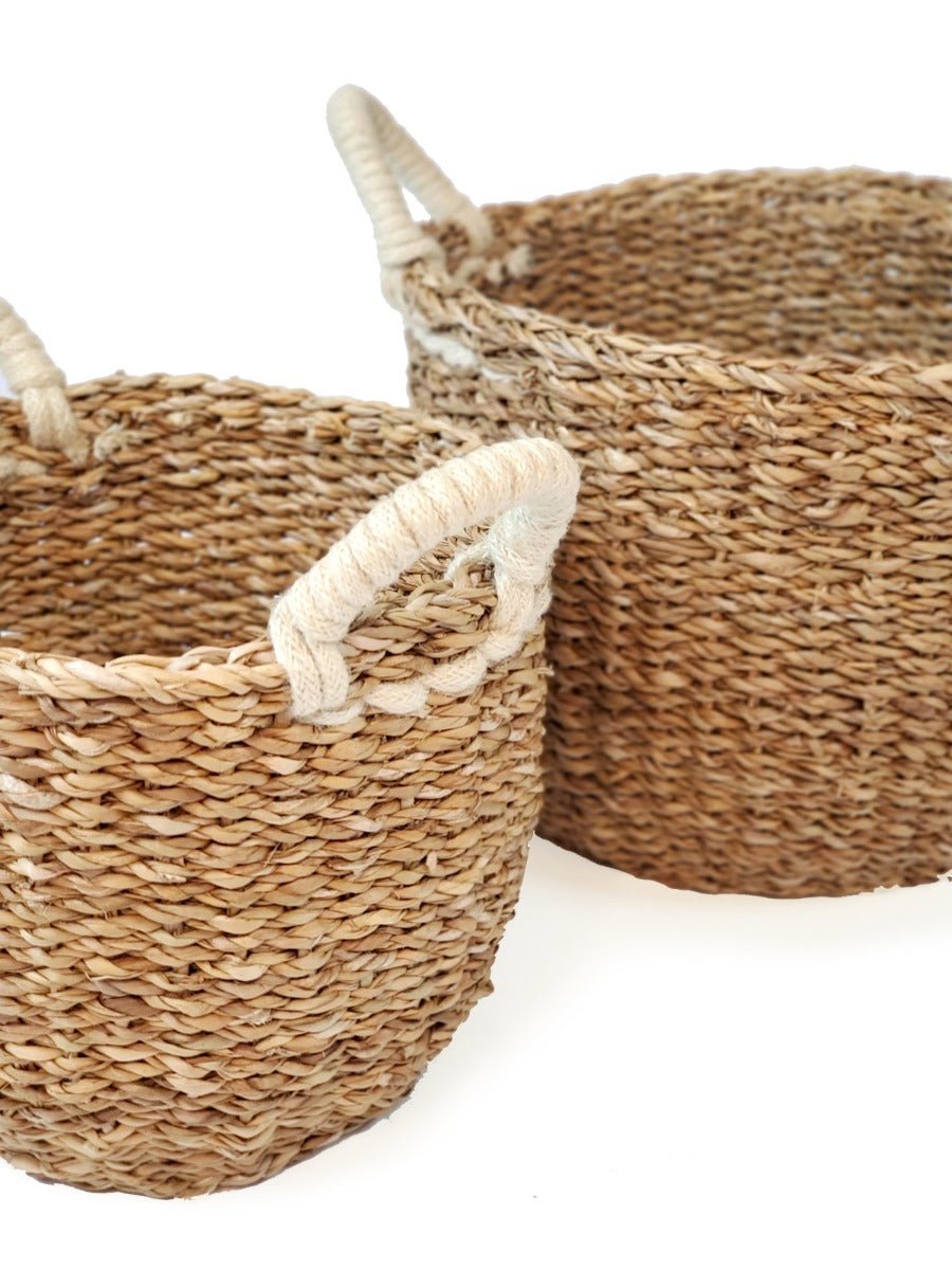 Load image into Gallery viewer, KORISSA Savar Basket with White Handle - lily &amp;amp; onyx
