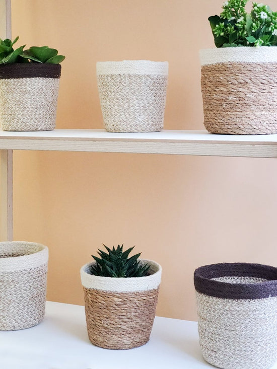KORISSA Savar Plant Basket - lily & onyx