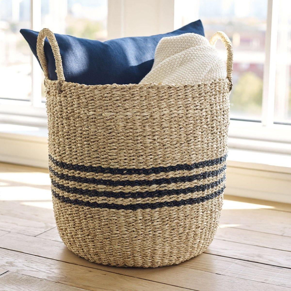 Load image into Gallery viewer, texxture Scarborough™ Handwoven Seagrass Baskets, Set Of 3 - lily &amp;amp; onyx
