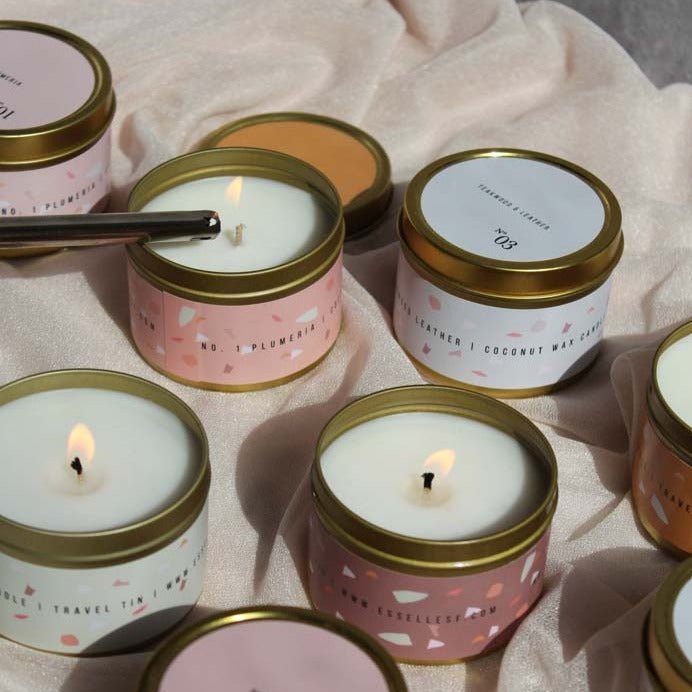 
                      
                        esselleSF Sea Salt Orchid | 5 Oz Travel Tin Candle | Jasmine, Lily, Orange, Tonka Beans - lily & onyx
                      
                    