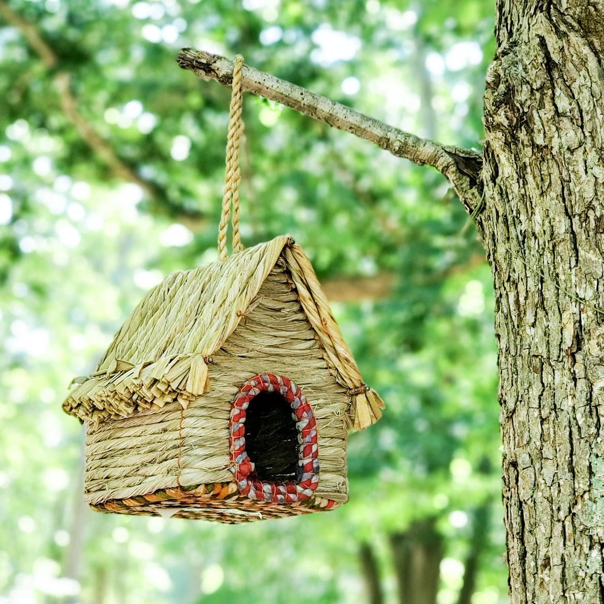 KORISSA Seagrass & Sari Birdhouse - Cabin - lily & onyx