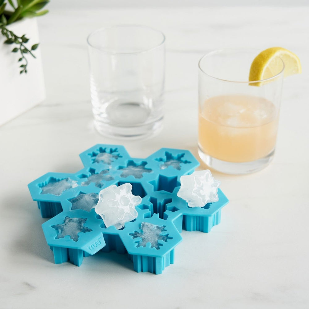 
                      
                        TrueZoo Snowflake Silicone Ice Cube Tray - lily & onyx
                      
                    