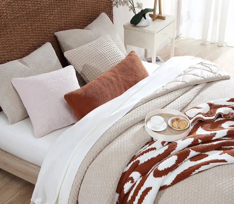 
                      
                        Sunday Citizen Snug + Bamboo Sham Set - lily & onyx
                      
                    