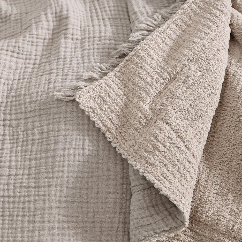 
                      
                        Sunday Citizen Snug Muslin Throw - lily & onyx
                      
                    