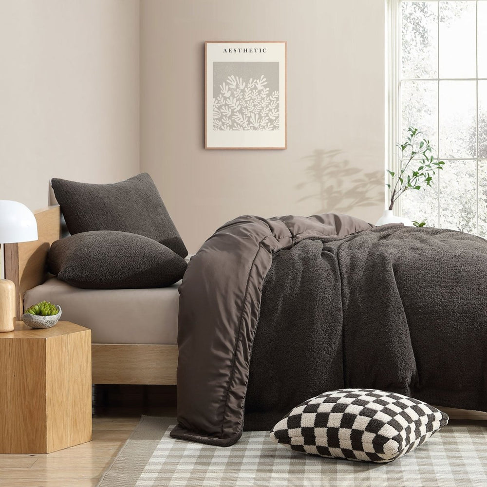 
                      
                        Sunday Citizen Snug Throw Pillow - lily & onyx
                      
                    