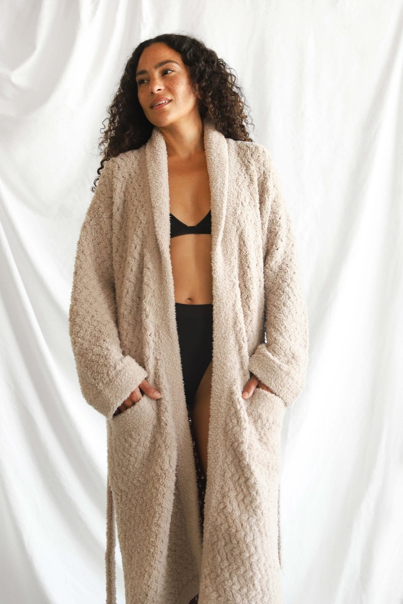 Load image into Gallery viewer, Sunday Citizen Snug Waffle Robe - lily &amp;amp; onyx
