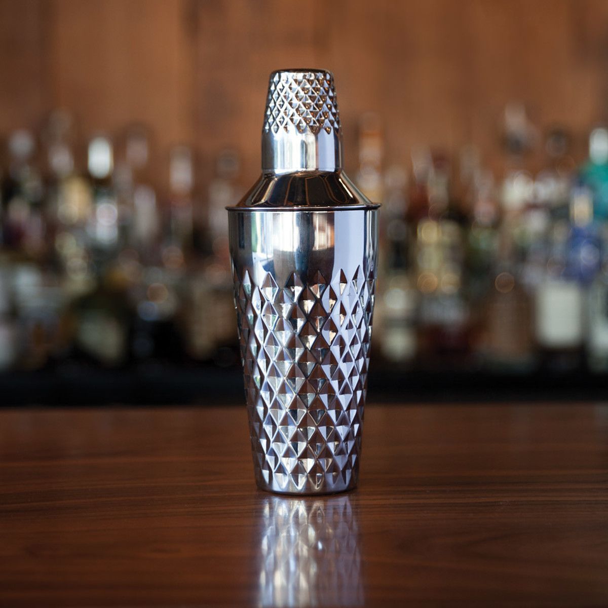 Viski Stainless Steel 25oz Faceted Cocktail Shaker - lily & onyx