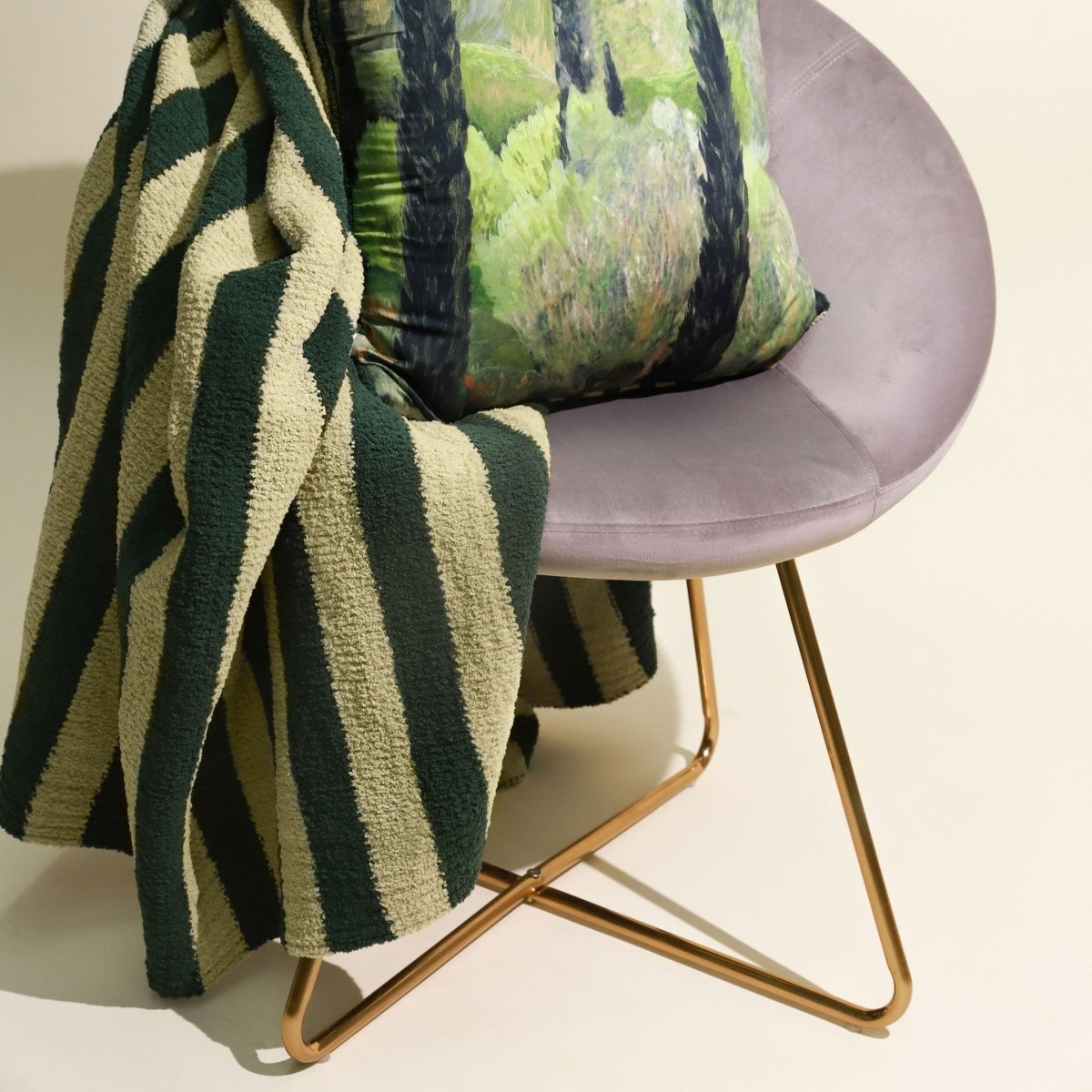 Load image into Gallery viewer, Sunday Citizen Sunset Soiree Lightweight Throw - lily &amp;amp; onyx
