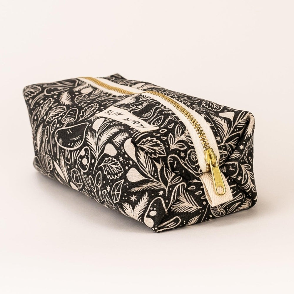 
                      
                        Slow North Travel Pouch, Mystical Mushroom - lily & onyx
                      
                    