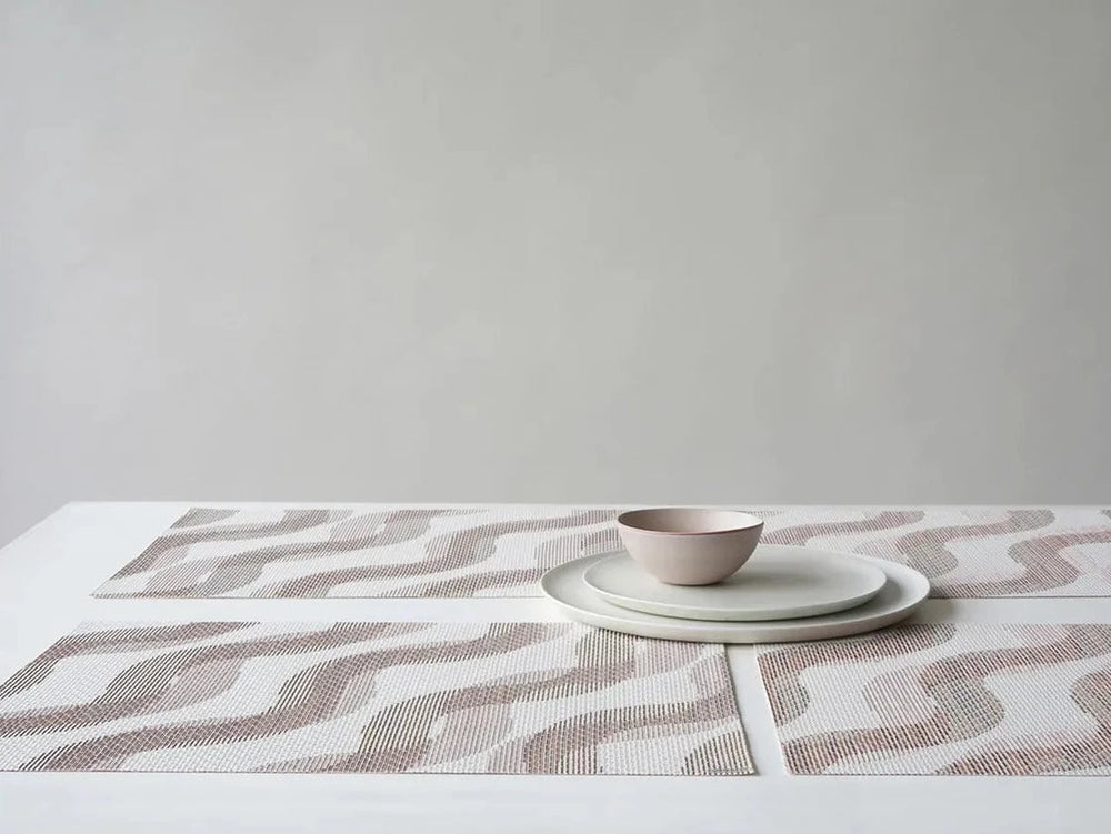 
                      
                        Chilewich Twist Placemat - lily & onyx
                      
                    