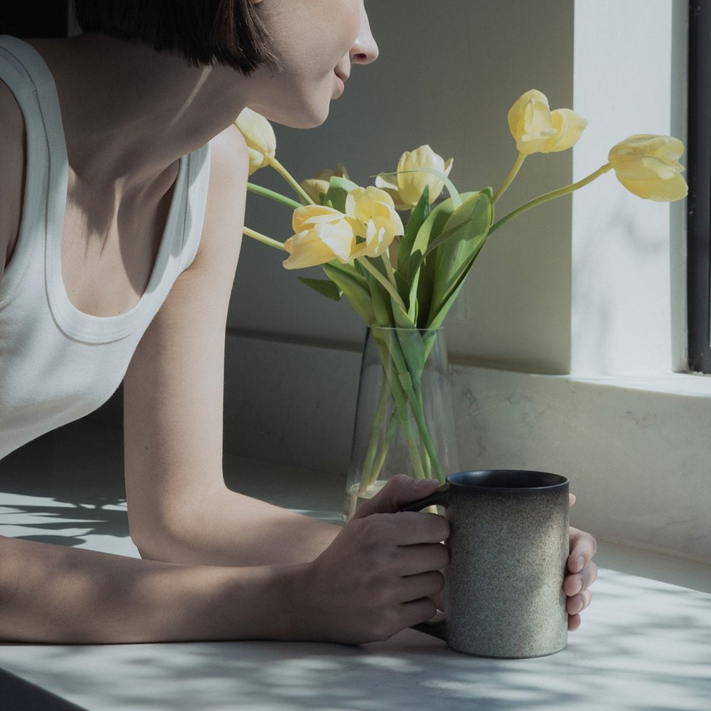 
                      
                        OHOM Ui Mug Artist Collection Self Heating Mug - lily & onyx
                      
                    