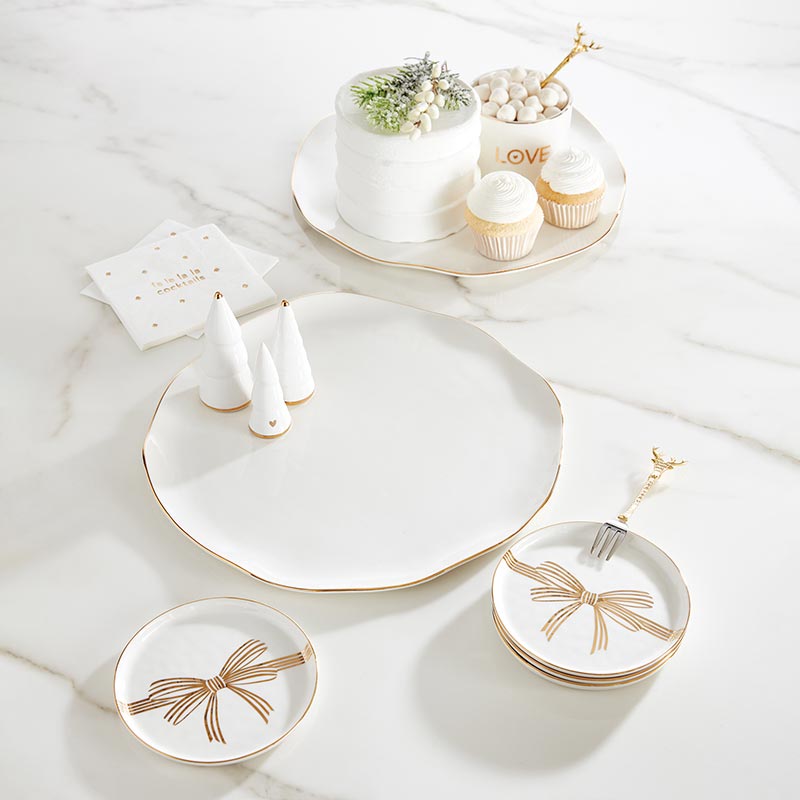 Santa Barbara Design Studio White Ceramic Tray With Gold Rim Accent, Set Of 2 - lily & onyx