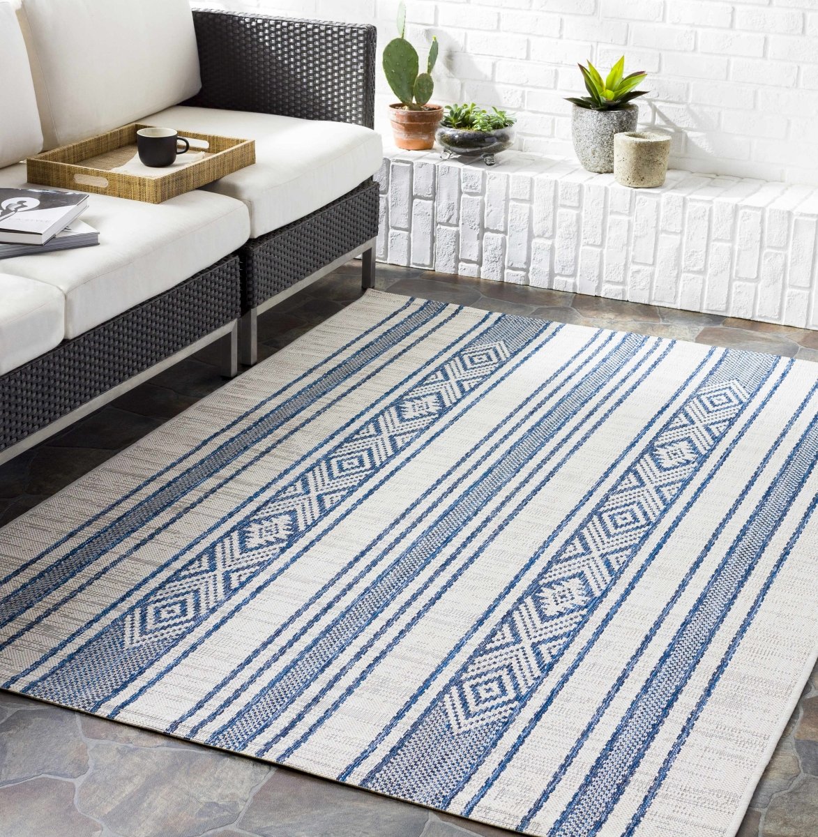 Hauteloom Yankalilla Area Rug - lily & onyx